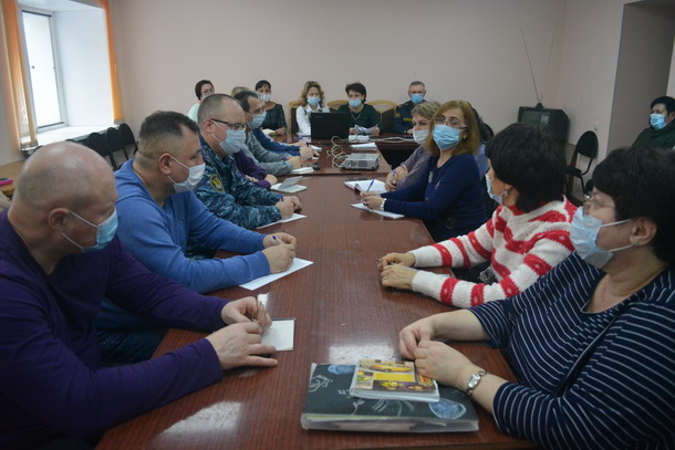 Руководство МСЧ-70 ФСИН России провели рабочую встречу с сотрудниками регионального Главного Бюро медико-санитарной экспертизы Руководство МСЧ-70 ФСИН России провели рабочую встречу с сотрудниками регионального Главного Бюро медико-санитарной экспертизы